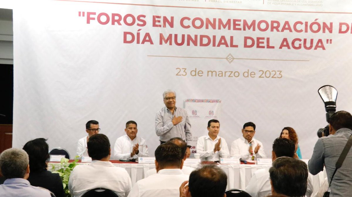 netsalvatierra's tweet photo. Agradezco a @SOAPA_Oax y a la @ceabienoax  por la invitación a inaugurar los Foros en Conmemoración del Día Mundial del Agua. Generando acciones para su cuidado. https://t.co/CbbQrBzHKR