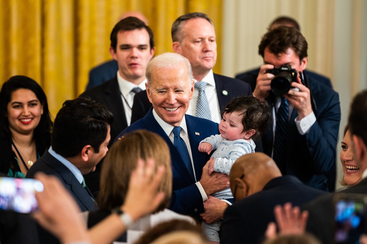 demetriusfreem's tweet photo. @POTUS greet with @RepJimmyGomez baby, Hodge, during the affordable care act event https://t.co/Q1tKV2UUGI