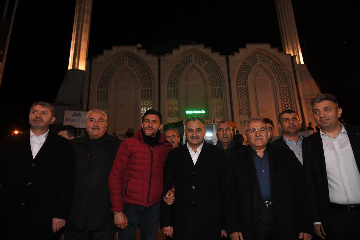 Memduh Büyükkılıç