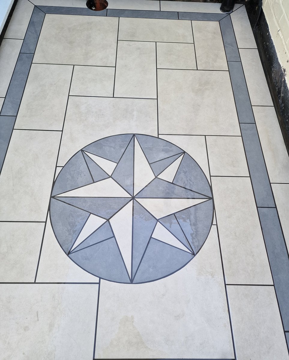 ProjectLandsca3's tweet image. Can&apos;t quite believe it, but we&apos;ve done it again. Thank you Marshalls for our two regional Awards, Most creative use of Marshalls products and best patio transformation under 40m2 second year in a row!