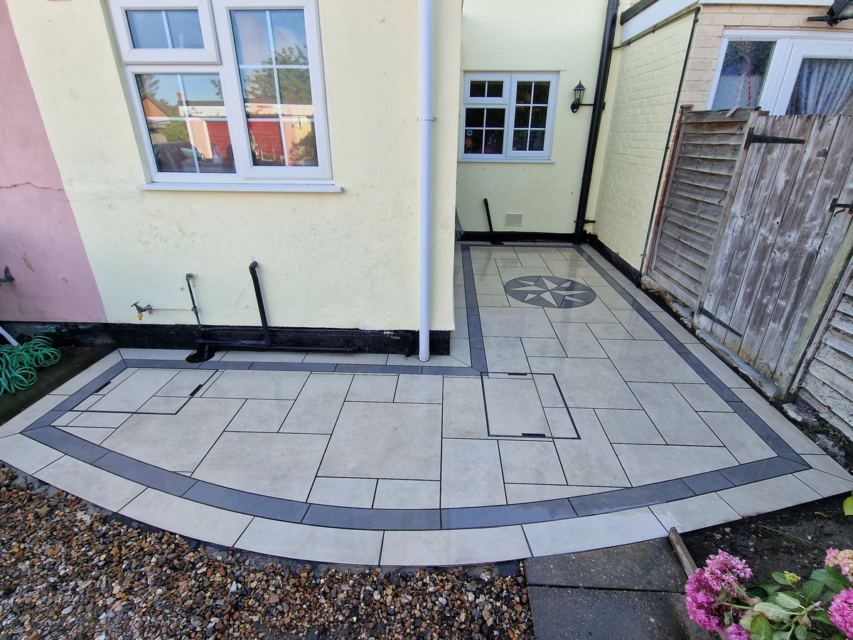 Can't quite believe it, but we've done it again. Thank you Marshalls for our two regional Awards, Most creative use of Marshalls products and best patio transformation under 40m2 second year in a row!