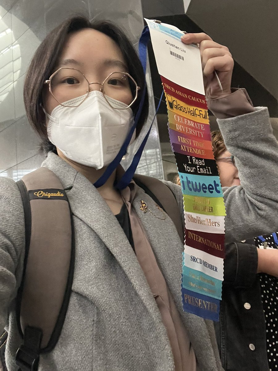 QiushanLiu's tweet image. Me with my #srcd ribbon collection