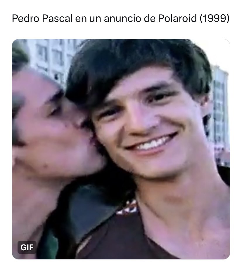 DesperateGossip's tweet image. 😍😍😍😍😍😍😍😍😍😍😍😍😍😍😍😍😍 Pedrito #pascalispunk .
#ThrowbackThursday #1999 #PedroPascal #90s #Polaroid #tbt #TBThursday
