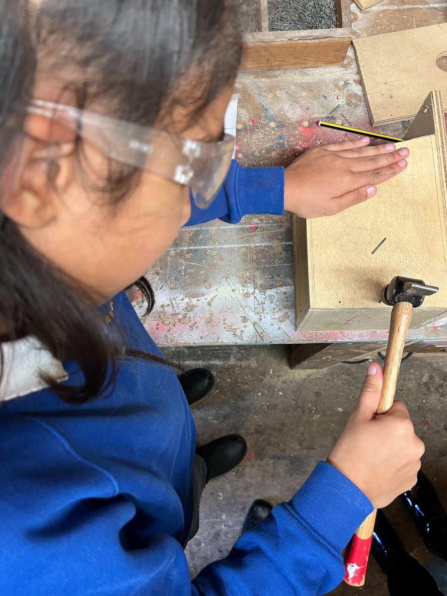 Victoria Primary School (@victoriaprimar3) on Twitter photo Year 5 / 6 have been busy using their carpentry skills to build bird boxes today. <a href="/Nurture_Trust/">Nurture Academies Trust</a> #creativity Year 5 / 6 have been busy using their carpentry skills to build bird boxes today. <a href="/Nurture_Trust/">Nurture Academies Trust</a> #creativity