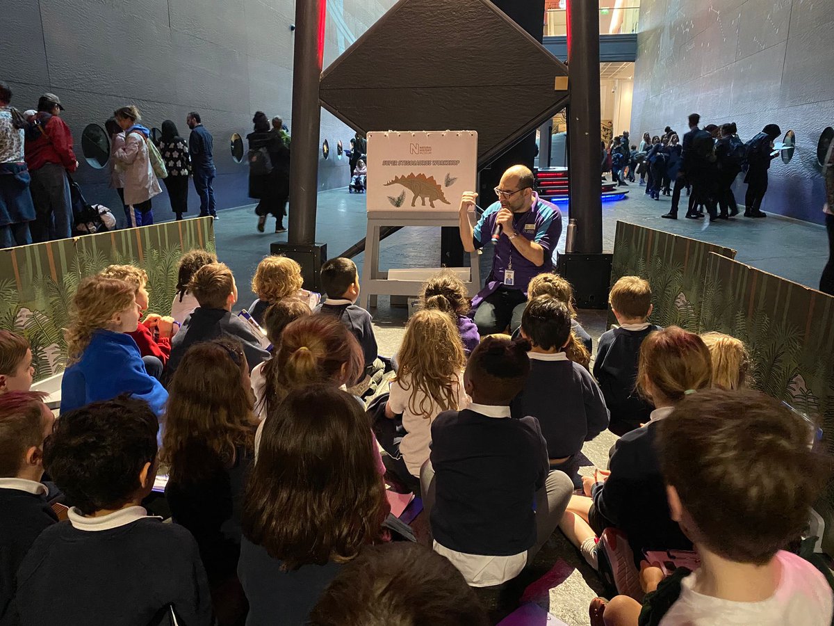 HTPDSchool's tweet photo. Year 2 are having a roarsome time at the Natural History museum and are being fantastic palaeontologists, learning about the past from fossils #zestforlearning https://t.co/Ddf1NatXP1