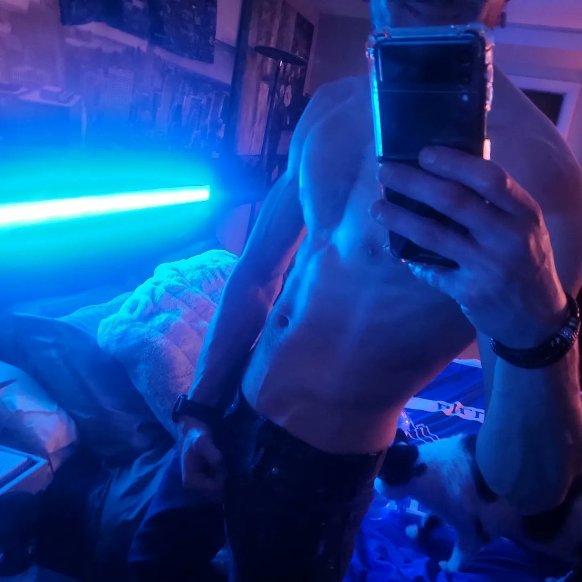 NiceThaddy's tweet photo. Sizing up!
Finally starting to maintain some weight❤️ https://t.co/Zyx9JckLre