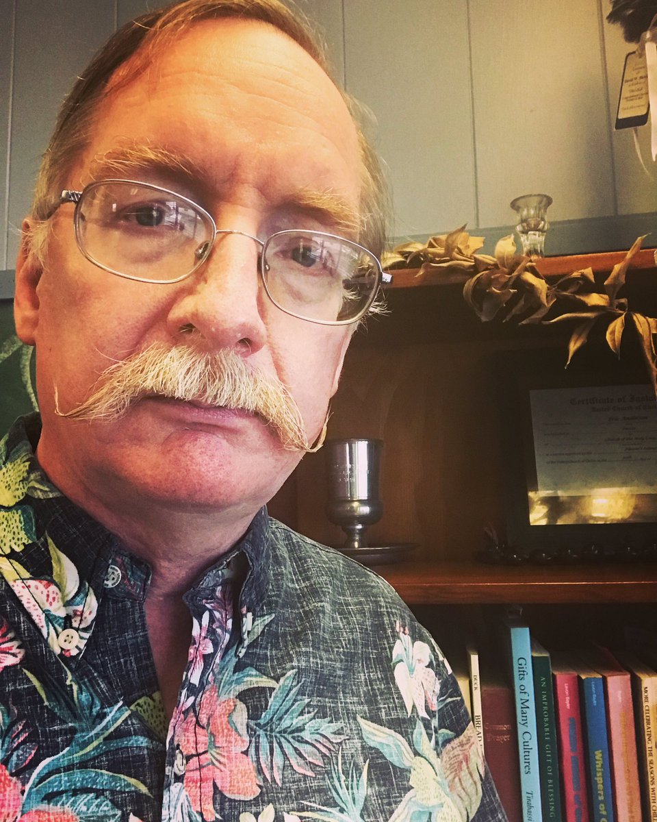 esanderson's tweet photo. #ThursdaysInBlack to call for an end to the suffering and evil of rape and gender-based violence. #HCUCCTiB https://t.co/CvnMVHCb5b