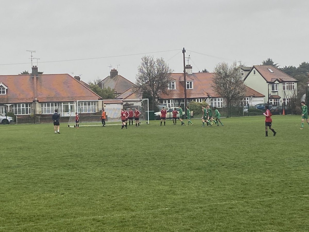 Another rainy evening saw the Year 9A football team lose 4-3 in the semi-final. Credit to SHSB for an impressive comeback after we had made our own thrilling fight back. At 2-0 down after 10 minutes, MOM: Moni stepped up to score a hat-trick.