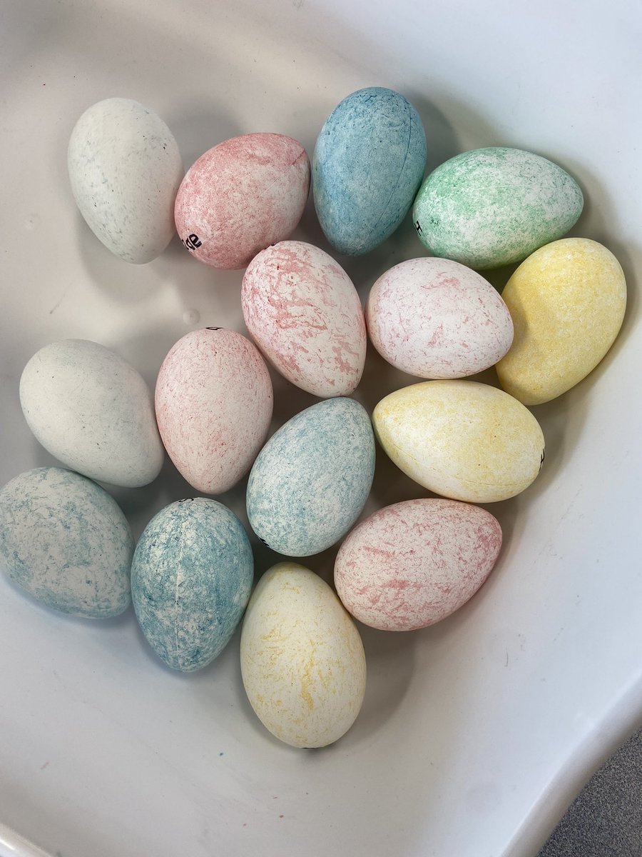 hrogers6moldova's tweet photo. The #KinderColts had an eggcellent day! We enjoyed creating onset and rimes in our Letterland Station and used our free choice time to create beautiful eggs with rice, food coloring and a little shake. @MiddleCreekES https://t.co/j81S8HNwLc