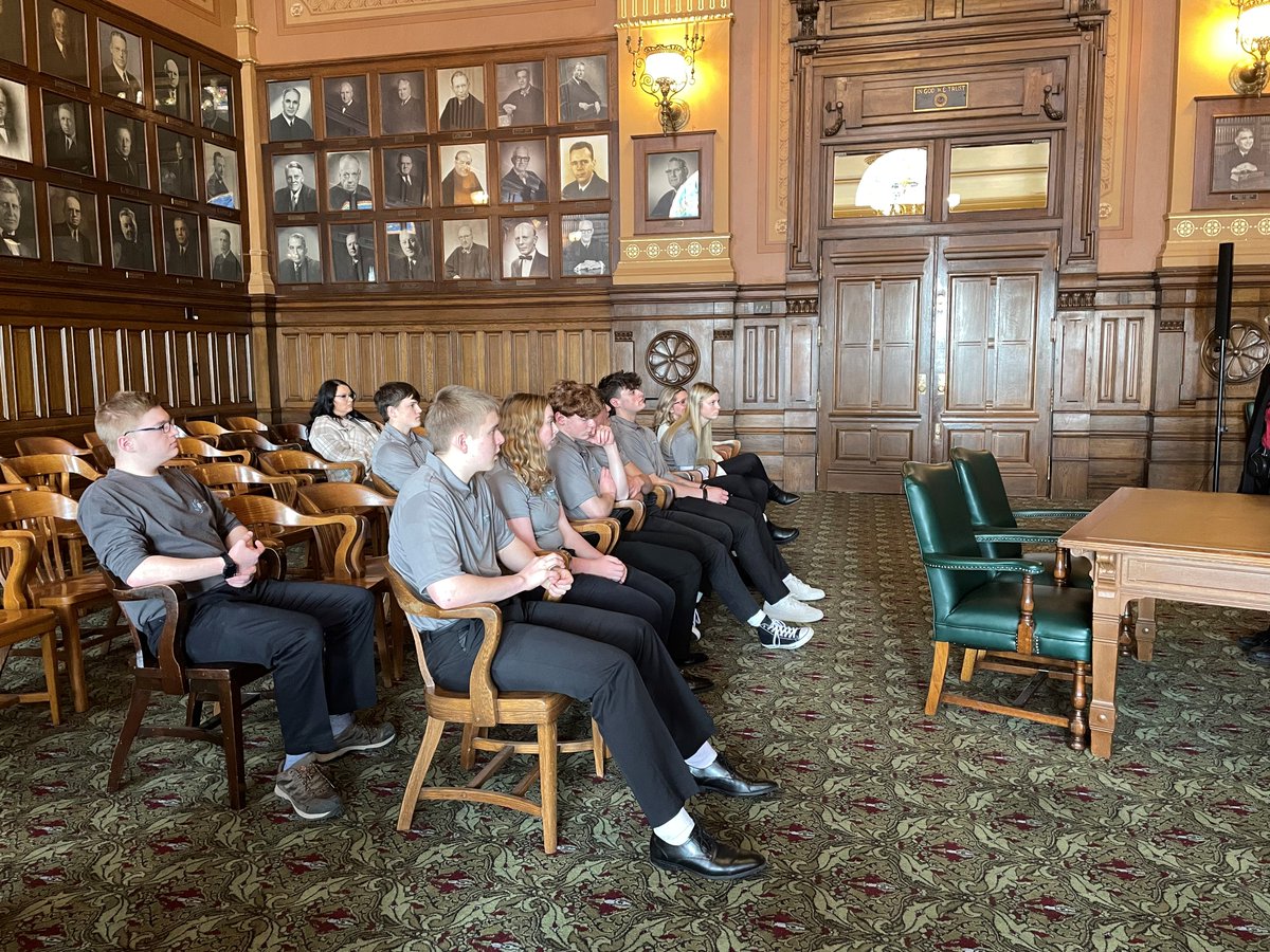 KVREMC's tweet photo. The KV REMC Junior Board of Directors were treated to a red-carpet experience at the Statehouse this week. https://t.co/767poKh84t