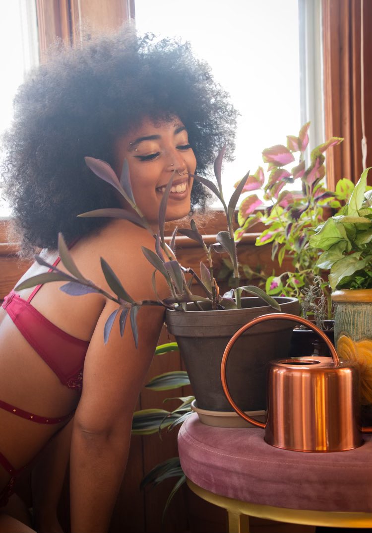 Lady Hera (@heraschopper) / X