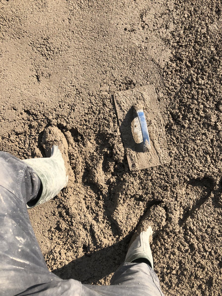 querolet17's tweet photo. El oligoelemento🧱💥🧱 https://t.co/EUARxWJsEq