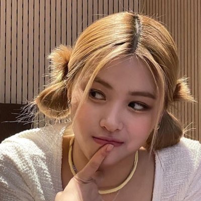 + 　　 ⋆ 　 ˚ 　　　　　　 
 ✫ 　　　 *    · 　　　  　
  　　　  　 ✵ *  +  ⋆ .  ✵ 
 ✺ .   * 　  .  . 
 . 　　　 ✺  ⋆  　 * 　.