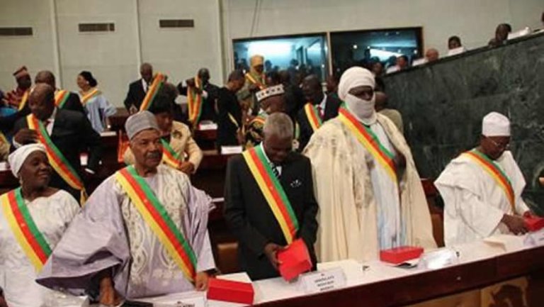 CPDM grabs all 70 elective seats in Cameroon's Senate and Biya is expected to appoint the 30 other senators. Welcome to the new-old monolithic dictatorship. Making nonsense of another great institution.  Gerontocracy en marche. Political bootlickers positioning for appointments