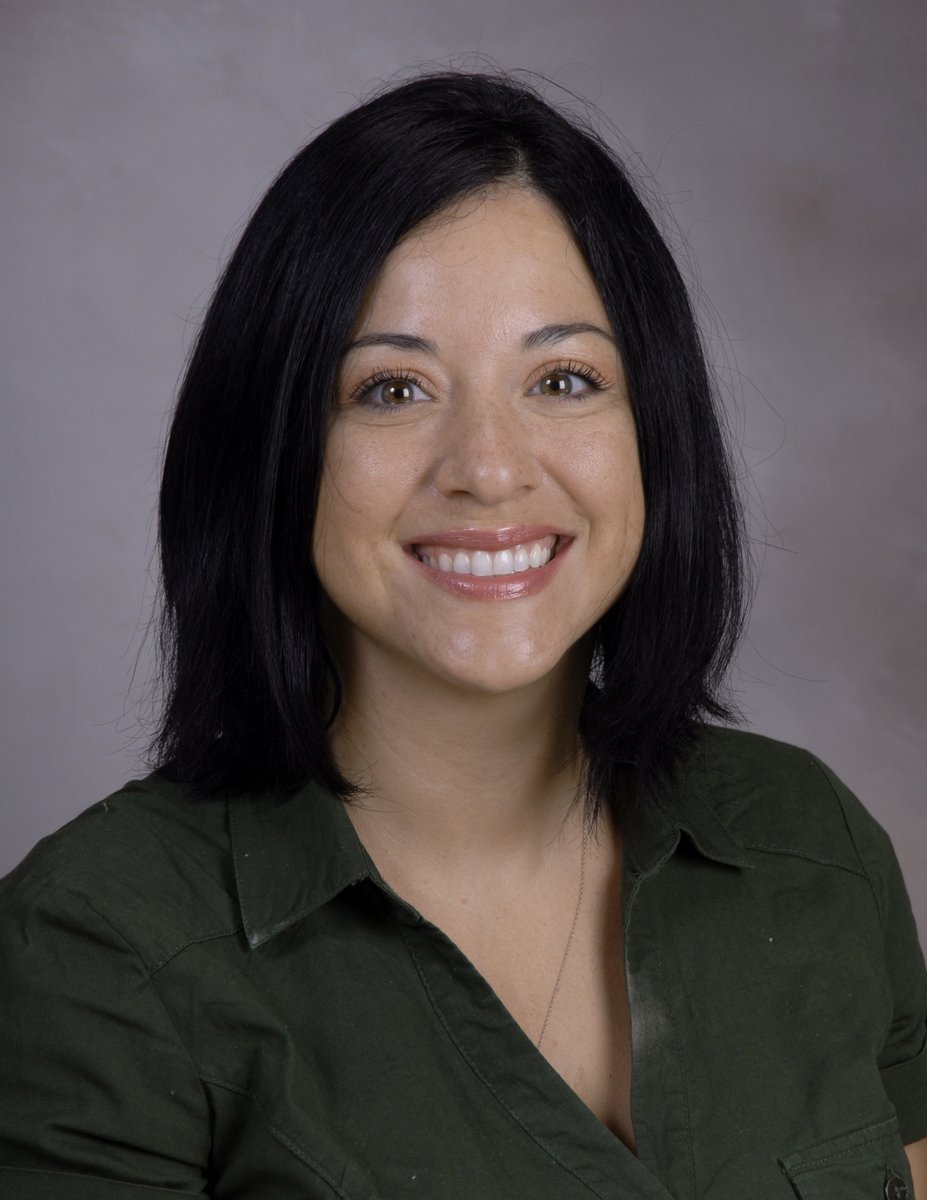 McGovernMed's tweet photo. Congratulations to Renee Flores, MD, on being named to the 2023 Class of Fellows for the American Geriatric Society! #McGovernMedSchool

https://t.co/8pOGYJMBTB https://t.co/RHkqhItbz1