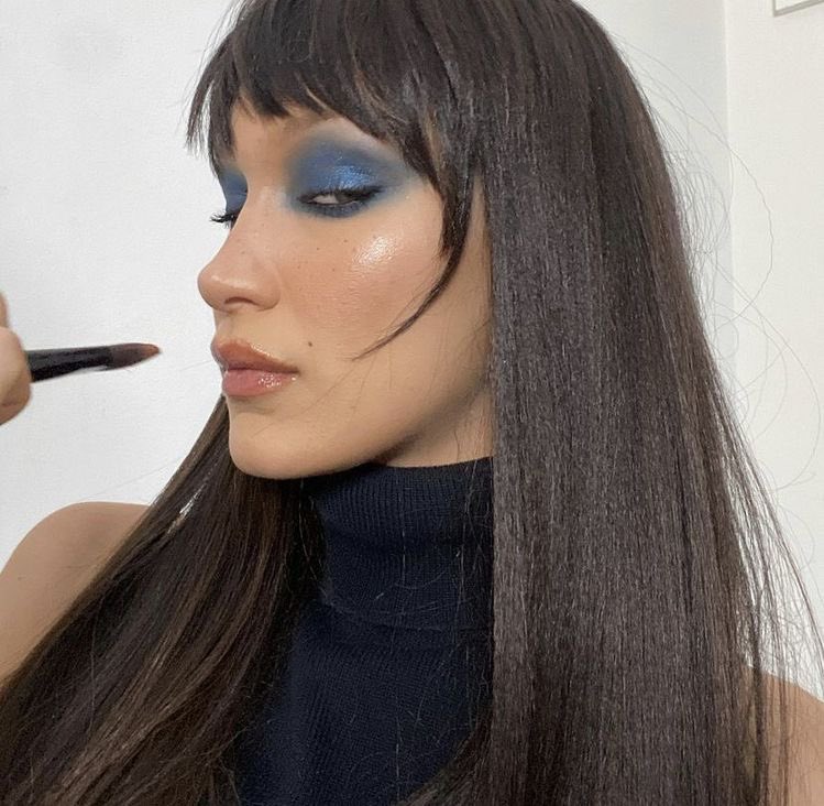 bella hadid wearing blue eyeshadow