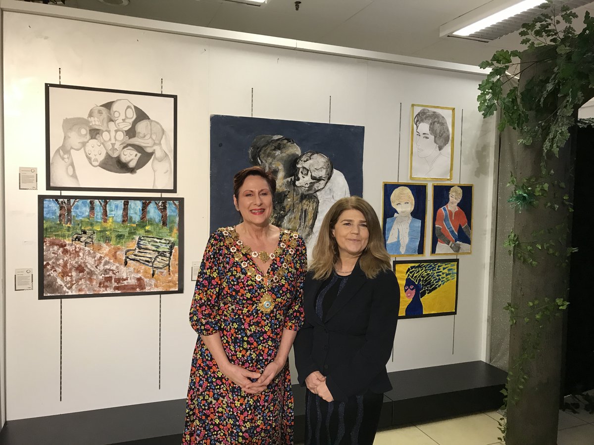 BMetC's tweet photo. We're so proud of our #art students who are having their work displayed at "The #MentalHealth and #YoungPeople #exhibition", at @directartaction. 
Our #creative learners have been working with @Mayor_RoyalSC, for their industrial placement. Today was the launch! @RoyalSutColTC https://t.co/0n1kvmnoQt