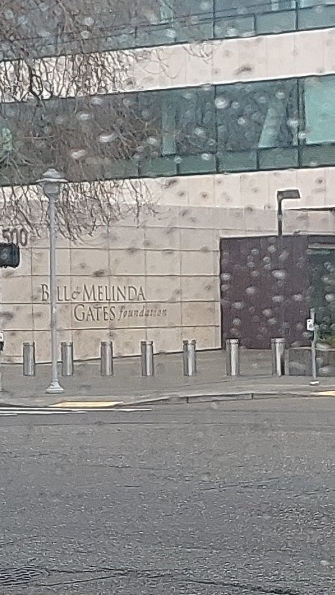 TiMLassley's tweet photo. Thought I'd stop by and go sub-concert volume with https://t.co/XFuYXfk5Nu
Unfortunately, weather weapons/chemtrails are at play.
Could be a rain-out
Audio equip isn't waterproof.
I'll wait for a while. ⏳️🙏📢
#LiveInFreedom #ArrestBillGates #Nuremberg2
#NoAmnesty 
#Event201 https://t.co/tiBbSYiPHS