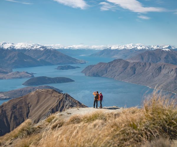 5 beautiful places to hike in New Zealand - A Luxury Travel Blog buff.ly/3OXFgVW #luxurytravel