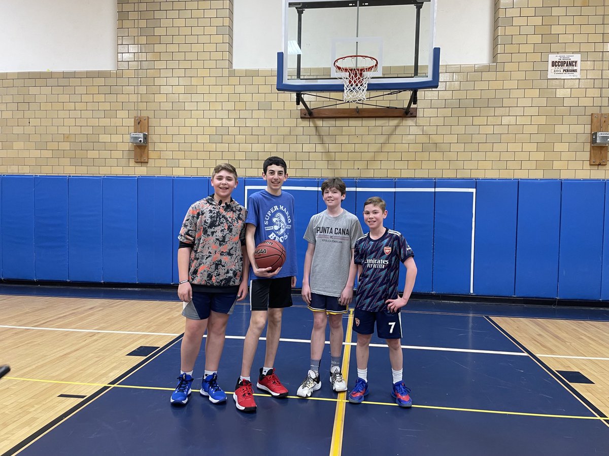 MrsKollarAtHome's tweet photo. Congrats to the 6th grade intramural champs! ⁦@MellonMSMoments⁩ https://t.co/TTlss1R1ch