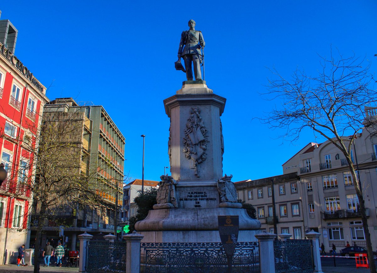 noronha_photo's tweet photo. - A.D. PEDRO V. - 🗽
- POR CIDADÃO, OS PORTUENSES EM 1862.
#amar_norte 
#amar_porto 
#amar_oporto
#amar_portugal 
#norte
#porto
#oporto
#portugal
#portuenses
#batalha
#praçadabatalha
#monumento
#estátua
#cidadeinvicta 
#invicta
#centrohistórico
#centrohistóricodoporto
#baixa https://t.co/WYmWQcvLK7