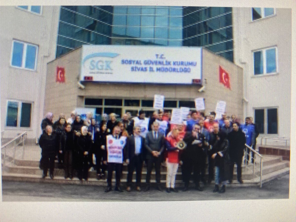 #SGKpersonelieylemde 

SGK memurları adalet istiyor