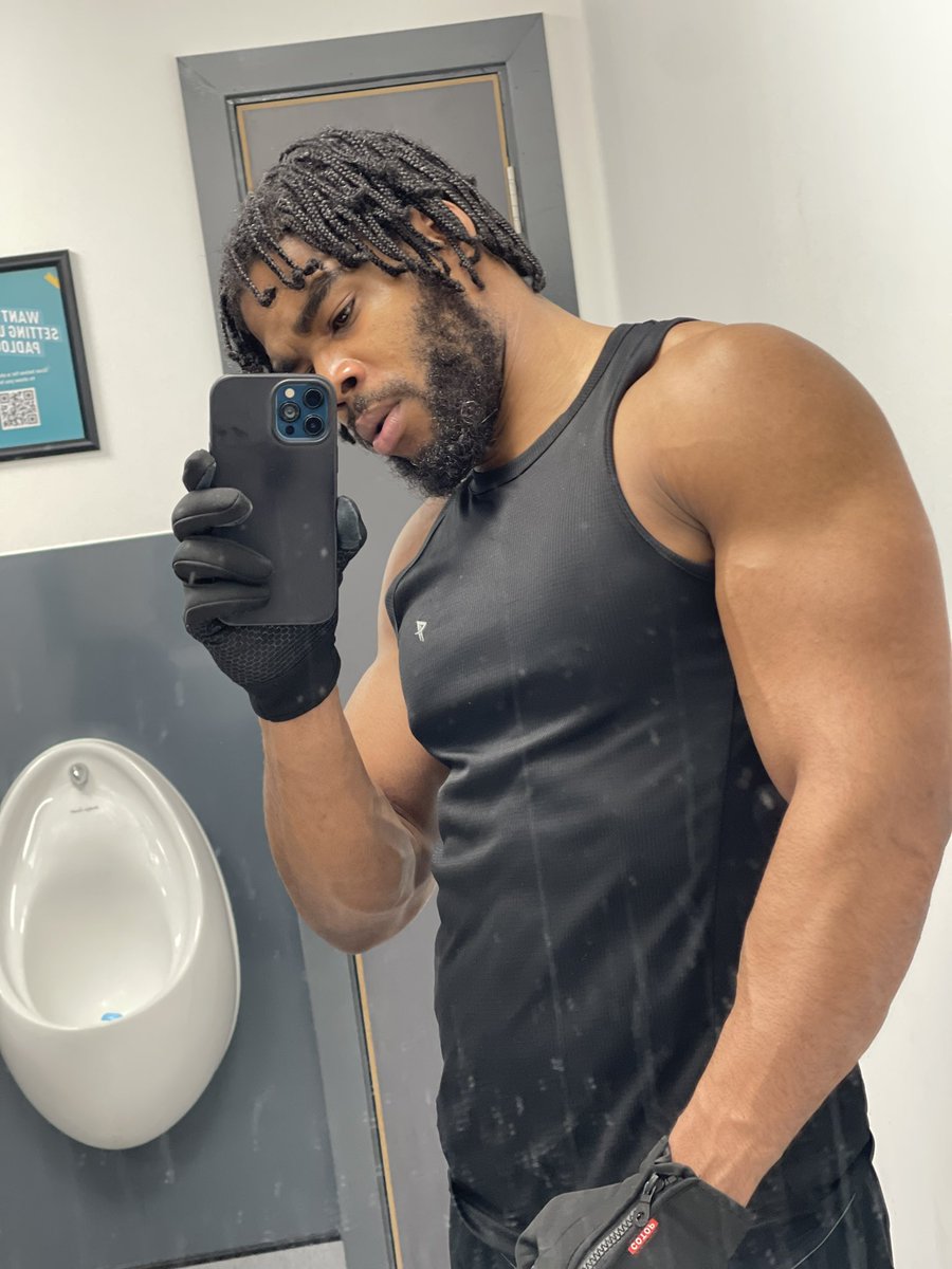 Capalone1's tweet photo. Emotional session today… results tho 🫡 https://t.co/vKn9ozRikm