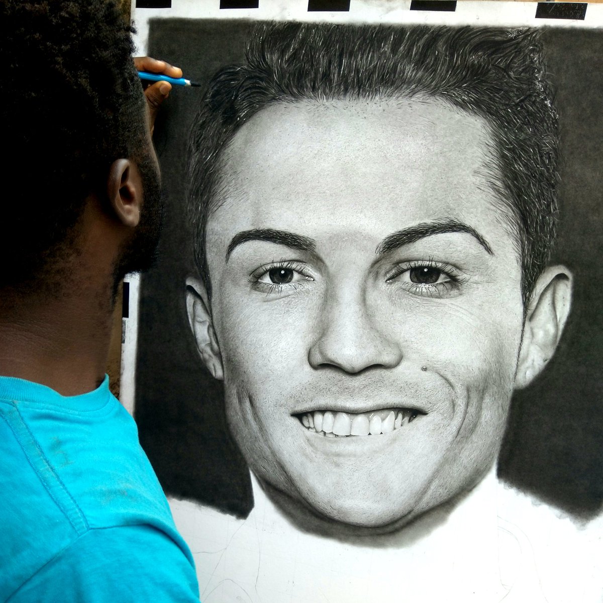 flowzpam's tweet photo. It'll take you 2 secs of your time to share my pencil drawing of the GOAT Cristiano Ronaldo 
Don't skip😭 Dash my art 1 retweet abeg☝️🙏♥️ @Cristiano 

Wizkid neymar chief justice of nigeria mayor portugal go the dss what of wike rufai oseni england napoli 8 senators Argentina https://t.co/Mo2SfCOxWv