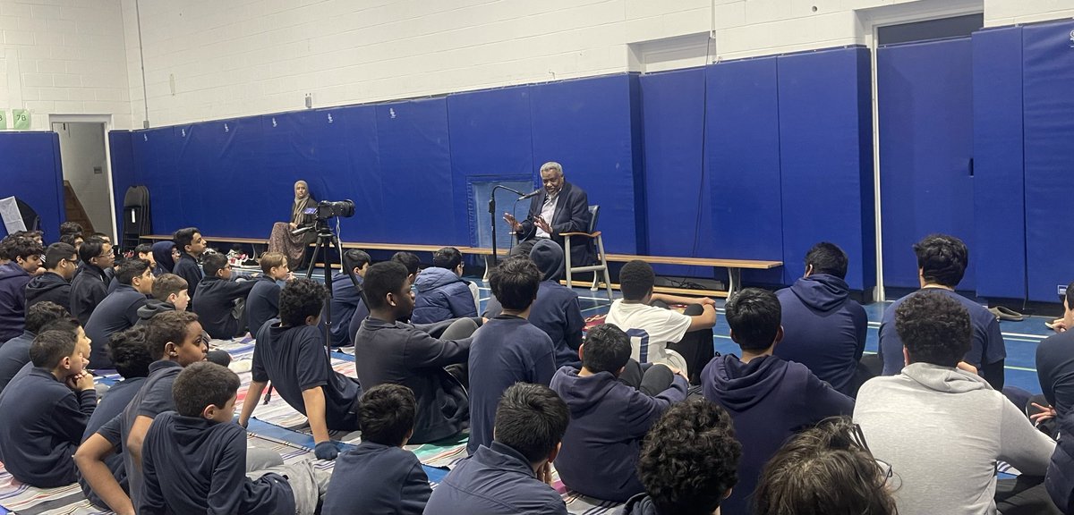 isnaelementary's tweet photo. Our beloved Sheikh Abdulla Idris stopped by our school yesterday for some amazing #storytelling and #isnaelementary #history , capped by a motivational speech to our #students before the start of #Ramadan and a stop at each class!
#legend #Motivation #Ramadan #ramadan20233 #IES https://t.co/syC5ypU07d