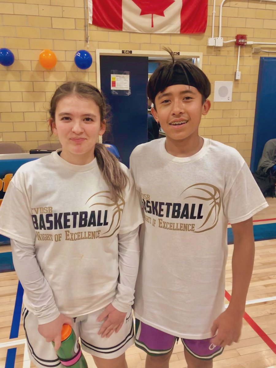 Ms. Gander tweet media