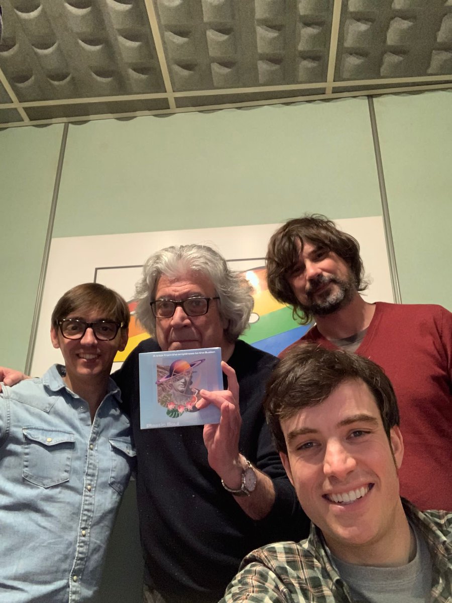 PlasticSoulEsp's tweet photo. Seguimos ronda de presentaciones de A TRICK FROM THE EMPTINESS TO THE ILLUSION esta vez con Alberto Toyos en el programa El Escáner de @los40classic_as 🎙✌🏻
.
➡️Sábado 25 a las 22:00h
.
#PlasticSoul #Asturias #Los40 #Oviedo #Gijon #Musica #Album #Rock #Pop https://t.co/jrJMuKYyfI