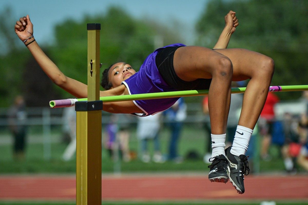 TopsportsN's tweet photo. . @TopsportsN 2023 Shawnee County girls track and field athletes to watch. @HaydenHigh @SeamanSchools @SeamanAthletics @SHHSThunderbird @TWHSTrack @WRHS_AD @RossvilleDawgs @SilverLakeEagle ...
https://t.co/vPxDsPPR4v… https://t.co/Bd0rN75pj0