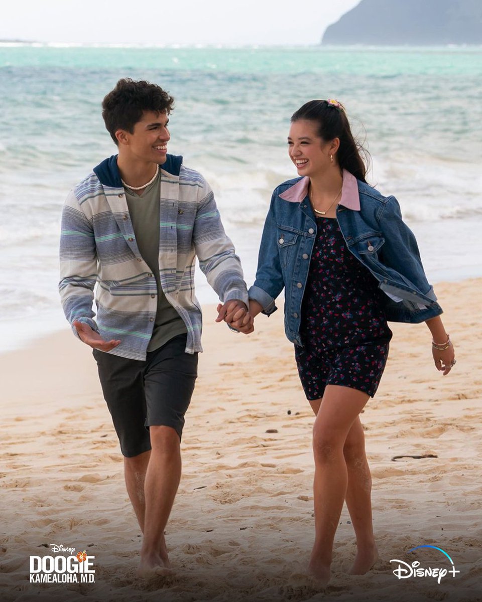 DisneyChannelLA's tweet image. Un adelanto de la temporada 2 de #DoogieKamealohaMD para calmar nuestras ansiedades hasta que llegue el próximo viernes 💅✨ ¿Están ready? 🔥
