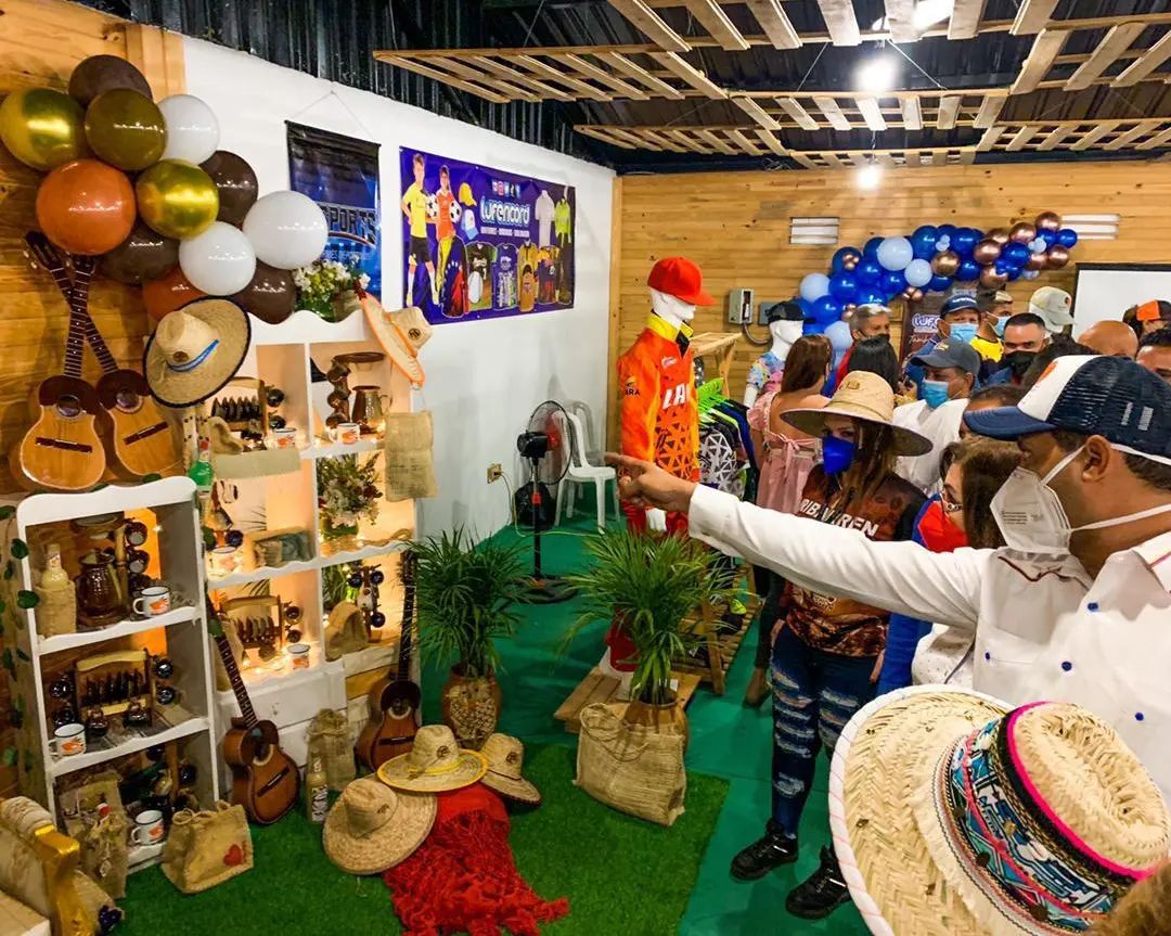 #23Mar☕🤩La <a href="/Iribarren_Alc/">Alcaldía de Iribarren</a> continúa promoviendo sus potencialidades productivas y comerciales,dando lugar a la 2da Edición de la Feria Cafetalera “Barquisimeto Huele a Café” desde este jueves 23 hasta el sábado 25 de marzo en el Complejo Ferial Bicentenario