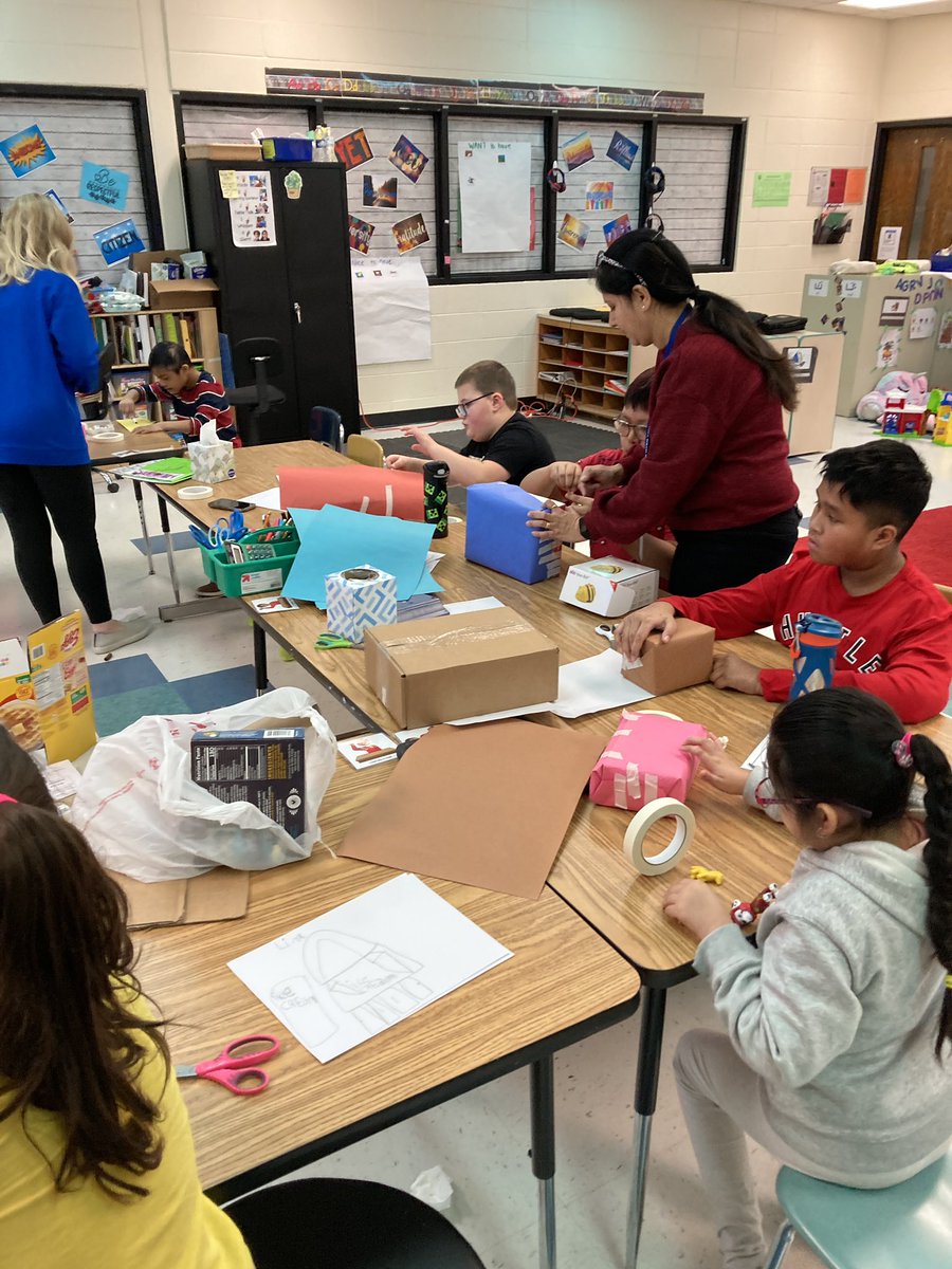 Christinia Hirsch tweet media