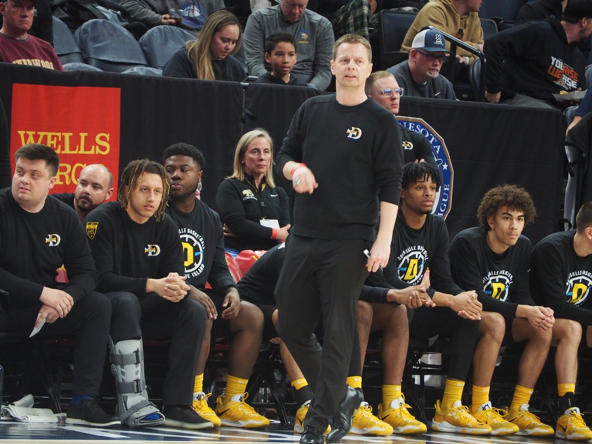 MinnesotaMillea's tweet photo. Todd Anderson is in his first year as head boys basketball coach at DeLaSalle after TWENTY-FIVE YEARS as an assistant. He's a small-town guy who grew up in Audubon and played college basketball at Minnesota Morris

I wrote about him earlier this season...

https://t.co/PaYsRiaVze https://t.co/dqAVPddYST
