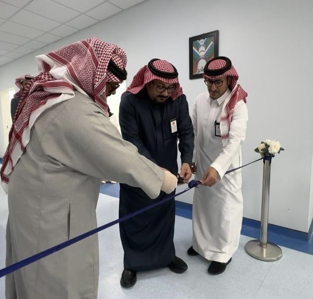 دشنت " صحة عسير " وحدة الوذمة الليمفاوية بمركز التأهيل الطبي بعسير ، وذلك ضمن خطة تطوير خدمات التأهيل بالمنطقة ،وقد تم تشغيل العيادة وتدريب العاملين بكيفية الاستفادة من برامج التدريب في هذا المجال .
