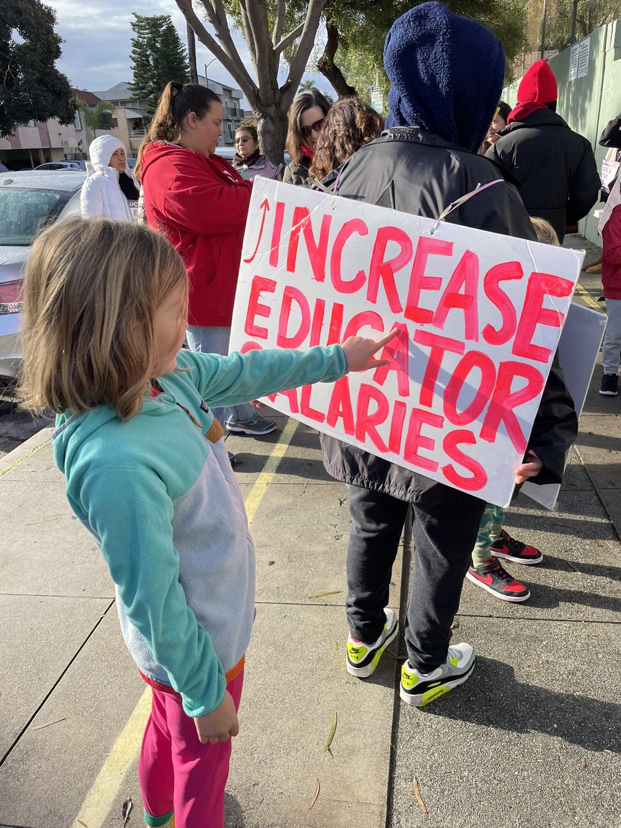 Alissa Walker tweet media