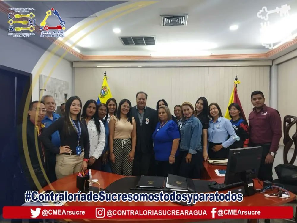 CMEArSucre's tweet photo. #Notisa🇻🇪🇻🇪 El Contralor Regional
@CesarOteroDuno junto a la Gte. de la Oficina de Atención al Ciudadano Mariupszi Figuera dieron la bienvenida a los jefes de las OAC de las 18 Contralorías Municipales de Aragua en los espacios de la @CEAragua, en pro de la integración del #SNCF. https://t.co/Vx9W9huNFa