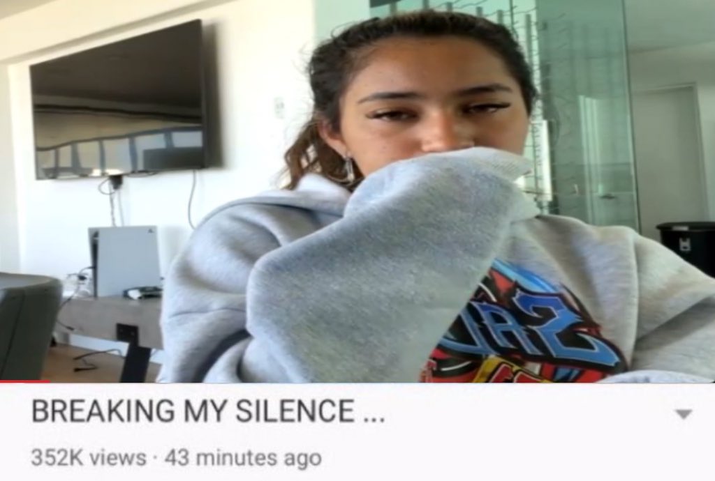 shinebrightjj's tweet photo. Jimena, ¿Qué opinas del Bullying dentro de tu fandom? https://t.co/0Ogyg78lvq