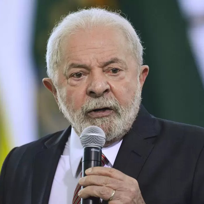 Brasil_fofoca1's tweet photo. 🚨 POLÍTICA 🚨

Bolsonaristas buscam impeachment do Presidente Lula, após suposto esquema do PCC para atacar Moro. 

Segundo eles, o presidente teria relação com esse atentado. 

E aí, concordam com isso? 🤔

#Presidente #Lula #sergiomoro #Noticia #fofoca https://t.co/t3m9XuoDt8