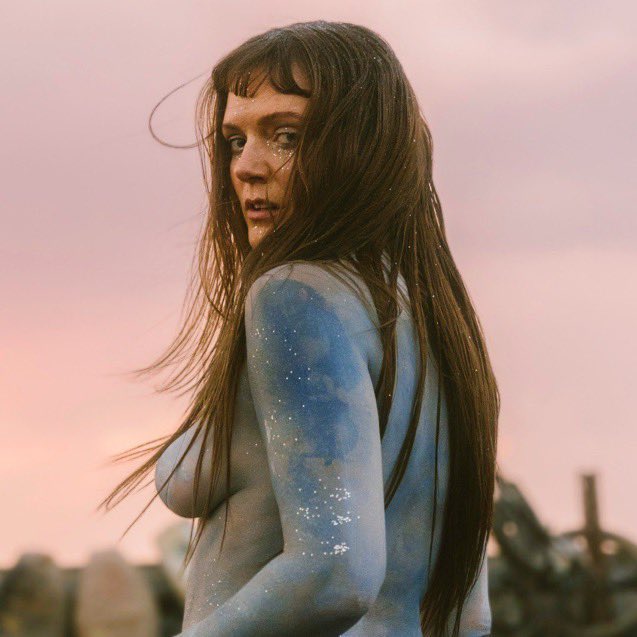 MariacSuecia's tweet photo. #FEP2023 | Le damos una gran bienvenida a @ToveLo quien con su manera única de hacer pop está en la cima de la música en 🇸🇪 y hoy abre el @Festereopicnic_ . Como yo, ¡te vas a enamorar ❤️ de 🇨🇴!
 
📸: @ToveLo 
@Festereopicnic
@paramo_presenta
#SueciaSocioCultural https://t.co/Wy2hWPoQpv