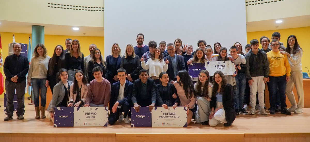 Enhorabuena equipos!!! 🎉 🎉 Ya conocemos a los ganadores de la III edición de #EcoopeCantabria

🏆 Mejor Proyecto para <a href="/ies_villajunco/">IES VILLAJUNCO</a>

🏆 Accésit para #CEEPintorMartínSáenz e #IESLaMarina
Gracias a estudiantes, docentes y centros por todo su trabajo durante los últimos meses 💪🏼