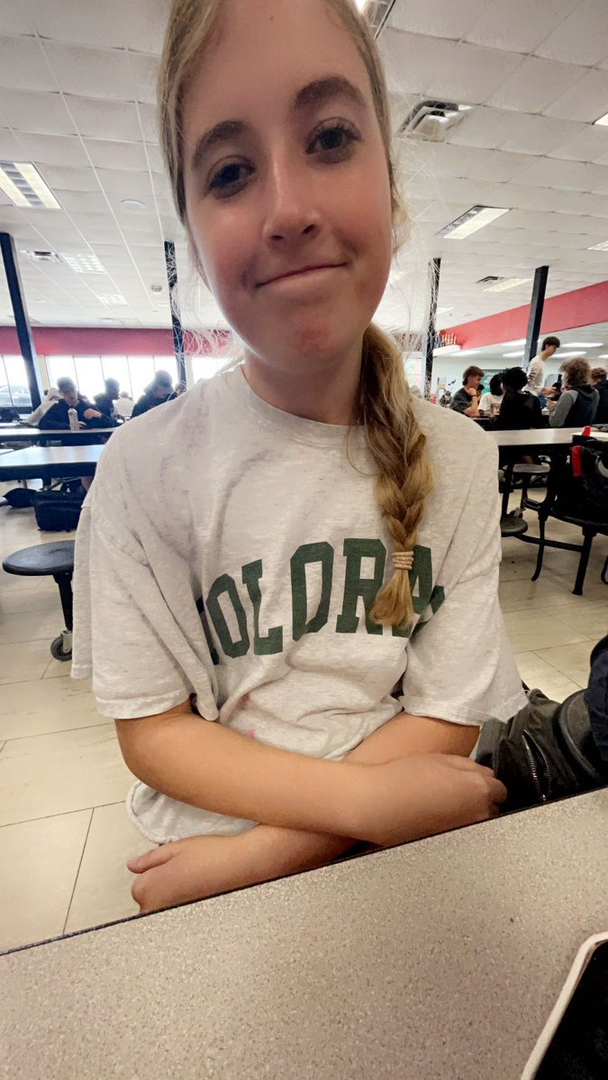thesassinatorss's tweet photo. CHLOE JUST GOT CROSSED❌❌ andi couldn’t interrupt tutoring anymore so here’s this flic😊😊 and i guess sitting in your car couldn’t save you after all🤷🏼‍♀️🤷🏼‍♀️ @CHSwarriorsNerf @theeliminators_ https://t.co/pGDnN7yE4B