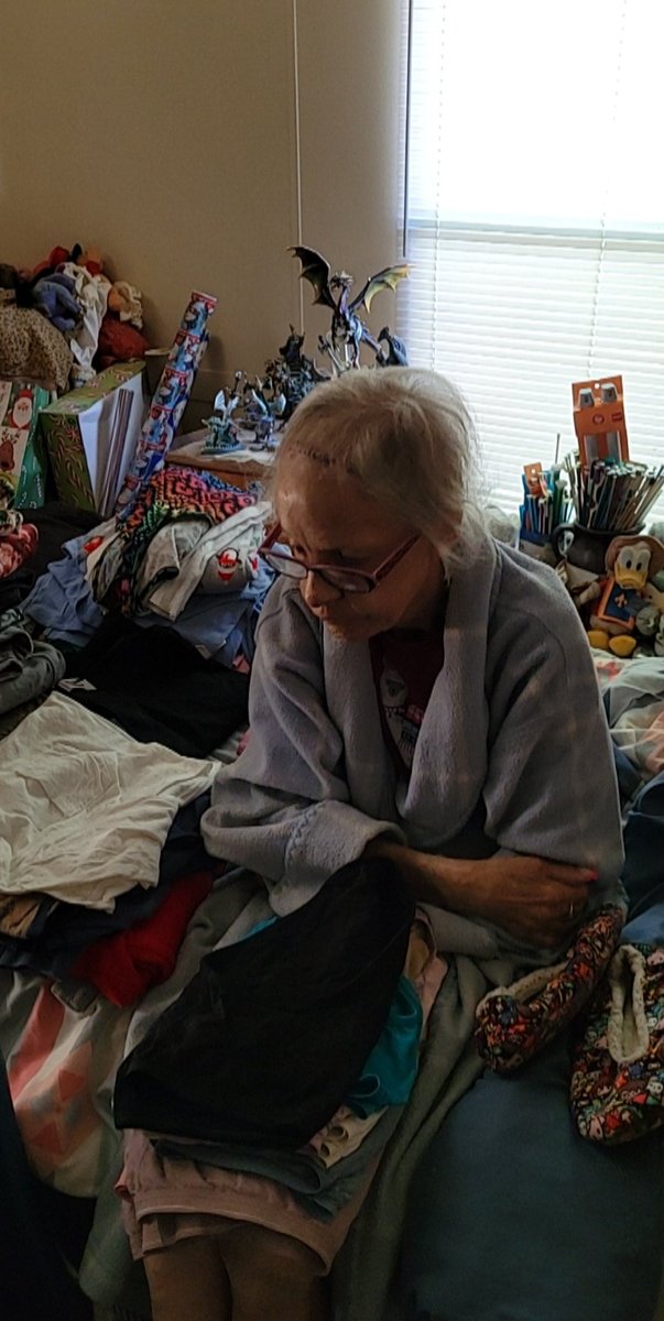 KristyTracey's tweet image. I lost my best friend my everything you were a wonderful mother a awesome grandma you were loved by so many and will be missed I love you and miss you mummy ❤️ ♥️ 💔