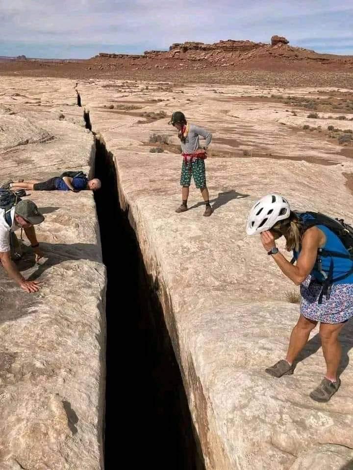 PapaAdo225's tweet photo. En fait les whity vous avez tellement pas de problèmes dans vos vies que vous parcourez des kilomètres pour chercher des problèmes. https://t.co/lgj4GzfLaq