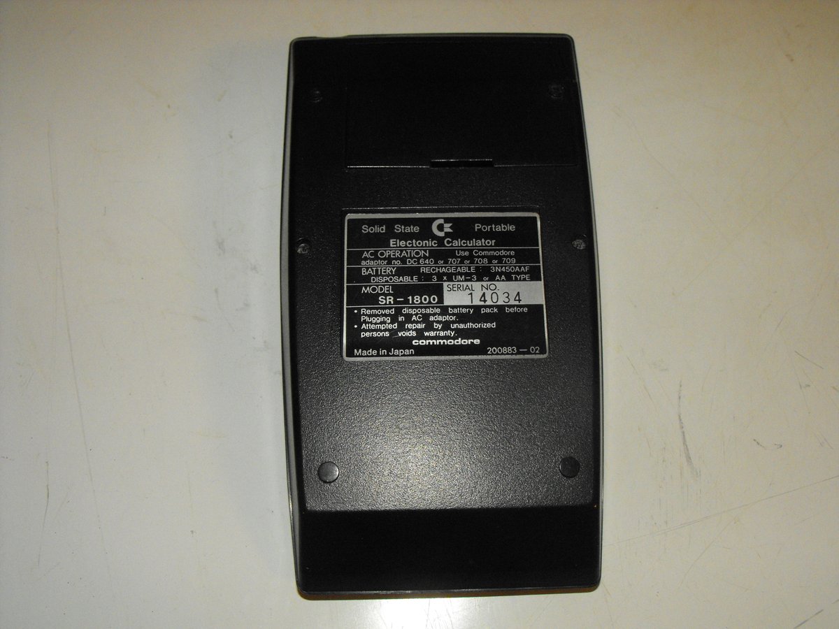 herdware's tweet image. It&apos;s still March so this is valid. I got on ebay and bought the cheapest C= SR-1800 I could find. It arrived today. Box and manual are in pretty poor state. Commodore&apos;s second scientific calulator? Lovely VFD instead of the usual boring red LED display.
#keepitcommodore