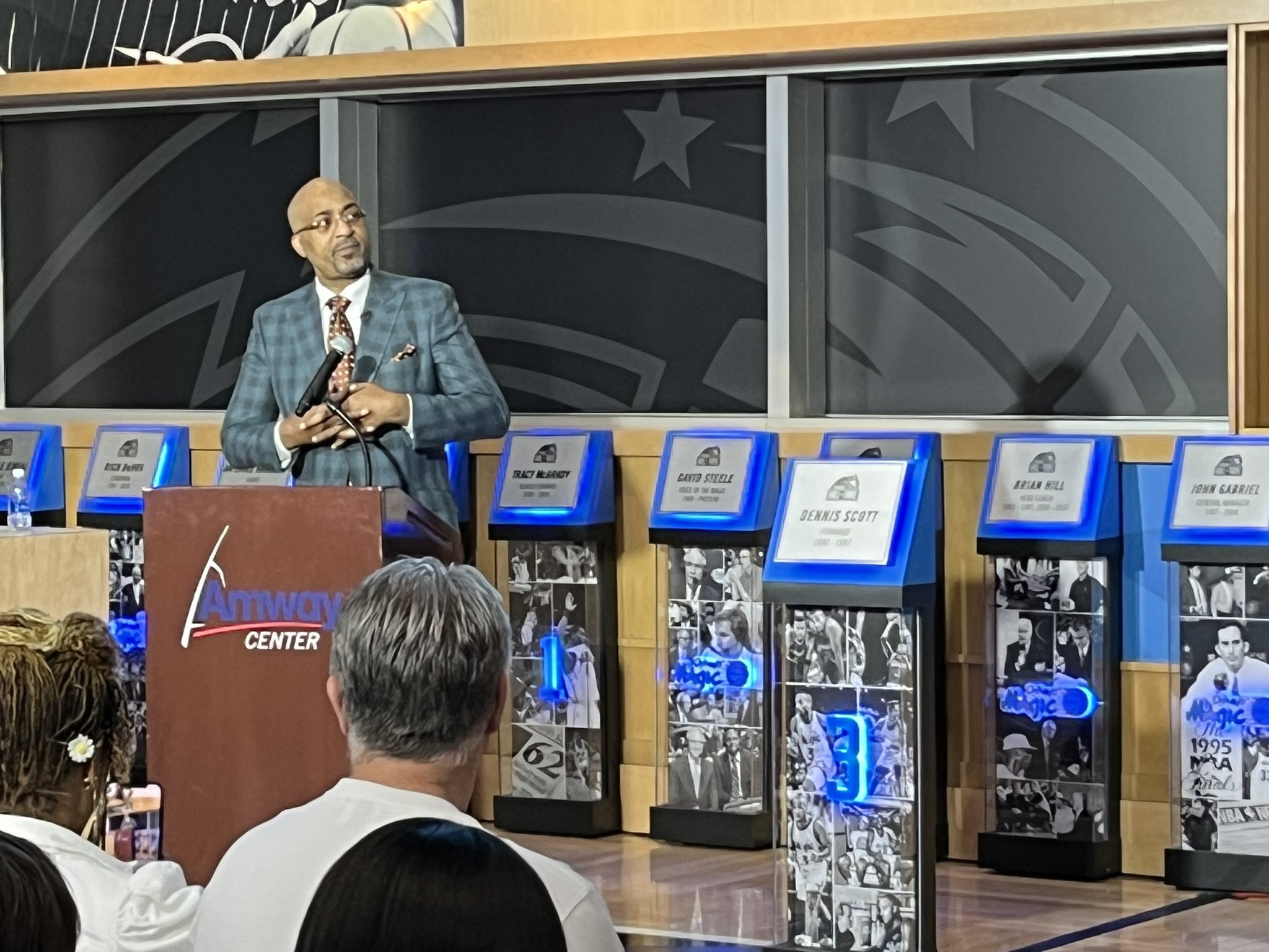 Dennis Scott to be inducted into Orlando Magic Hall of Fame