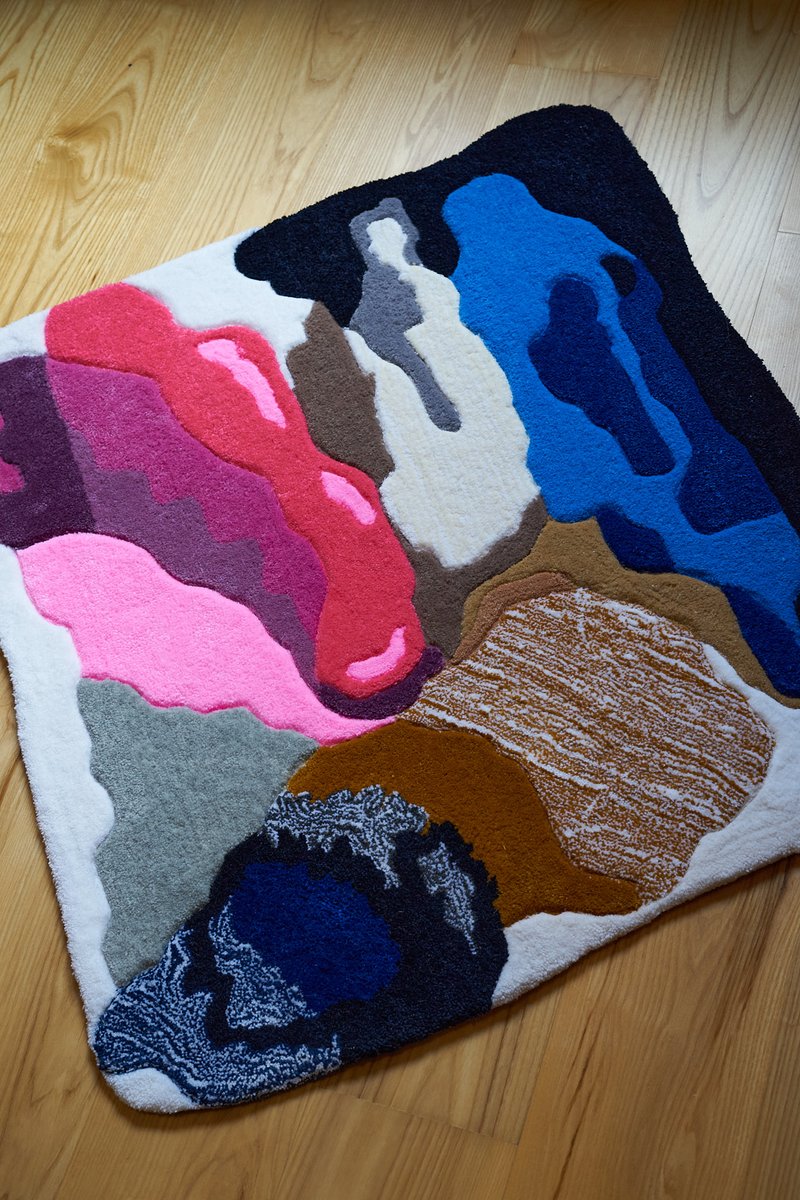 Claire_Rugs's tweet photo. #art #corpe #rugs https://t.co/cZG4iRKCdt