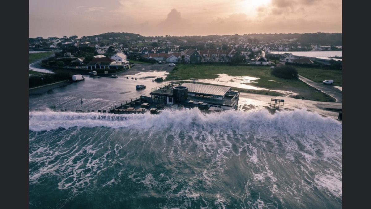 physioandy15's tweet image. Got to love Mother Nature 
#springride